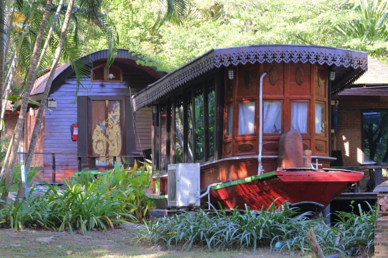 Kaengkrachan Boathouse Paradise Resort Kaeng Kachan Buitenkant foto